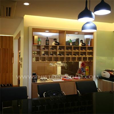 KỆ RƯỢU TRANG TRÍ- KRTT025